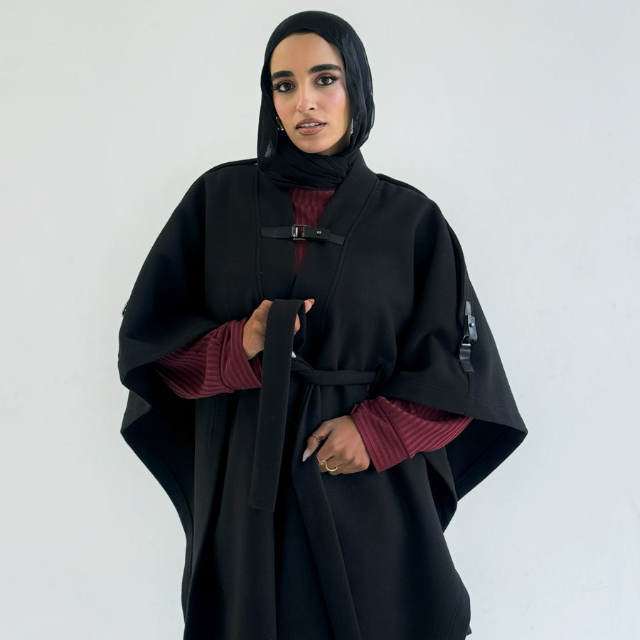 Luxurious Wool Cape Black