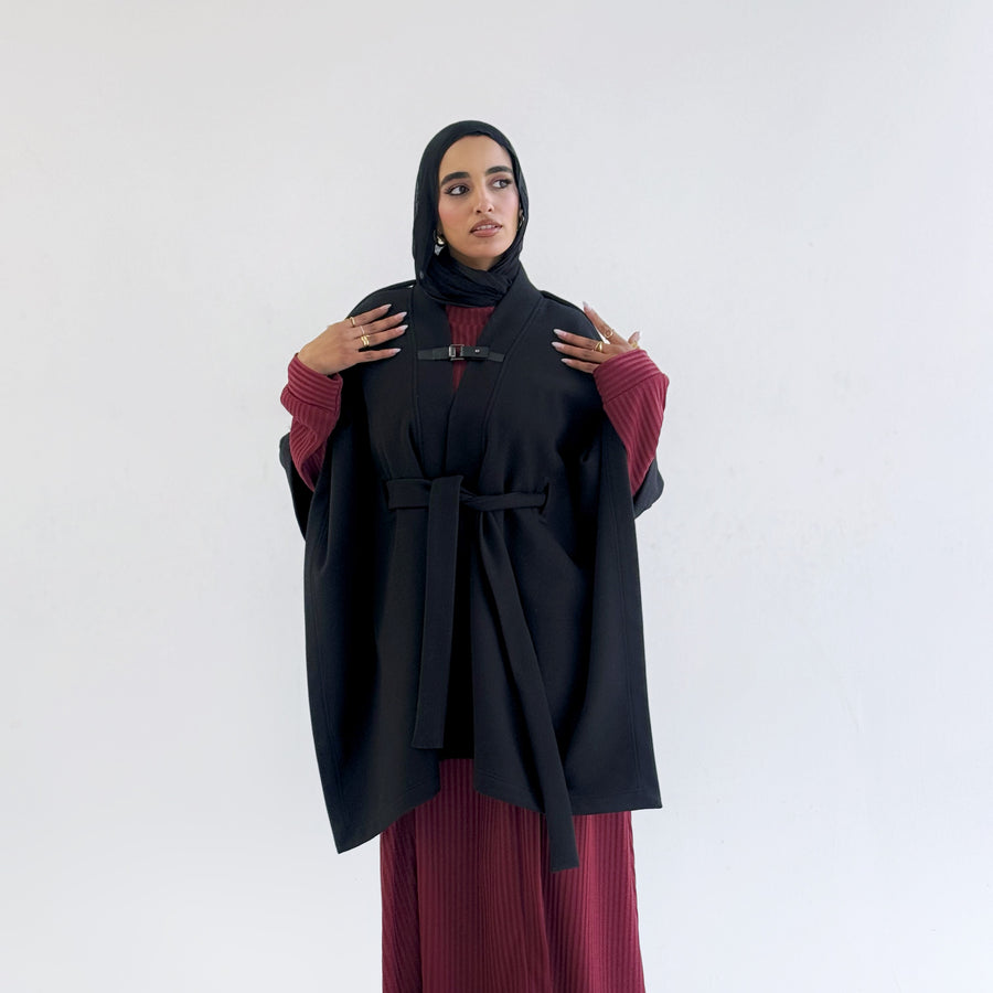 Luxurious Wool Cape Black