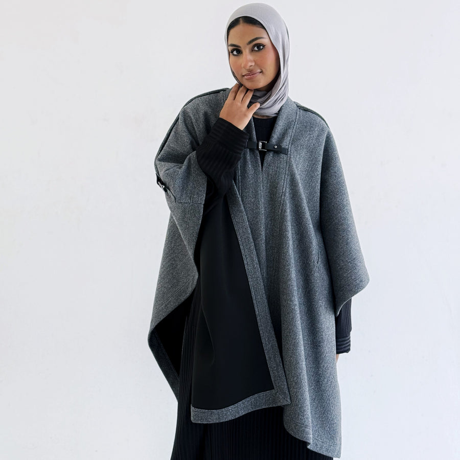 Luxurious Wool Cape Grey