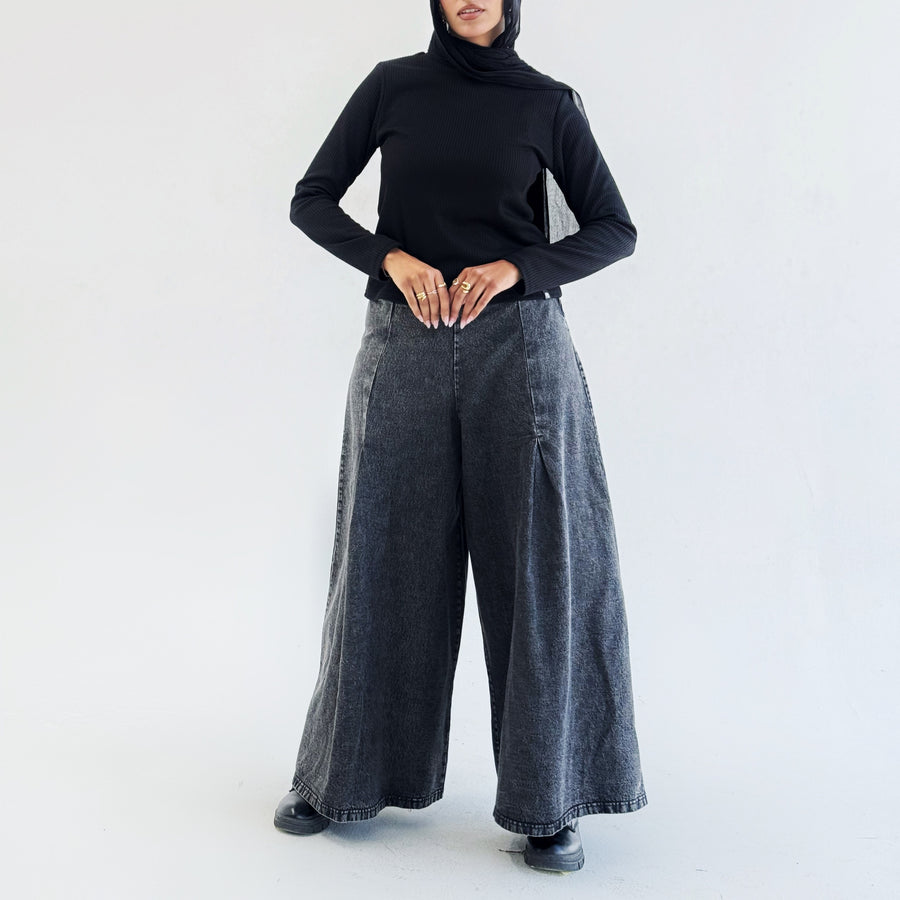 Raha Pants Grey