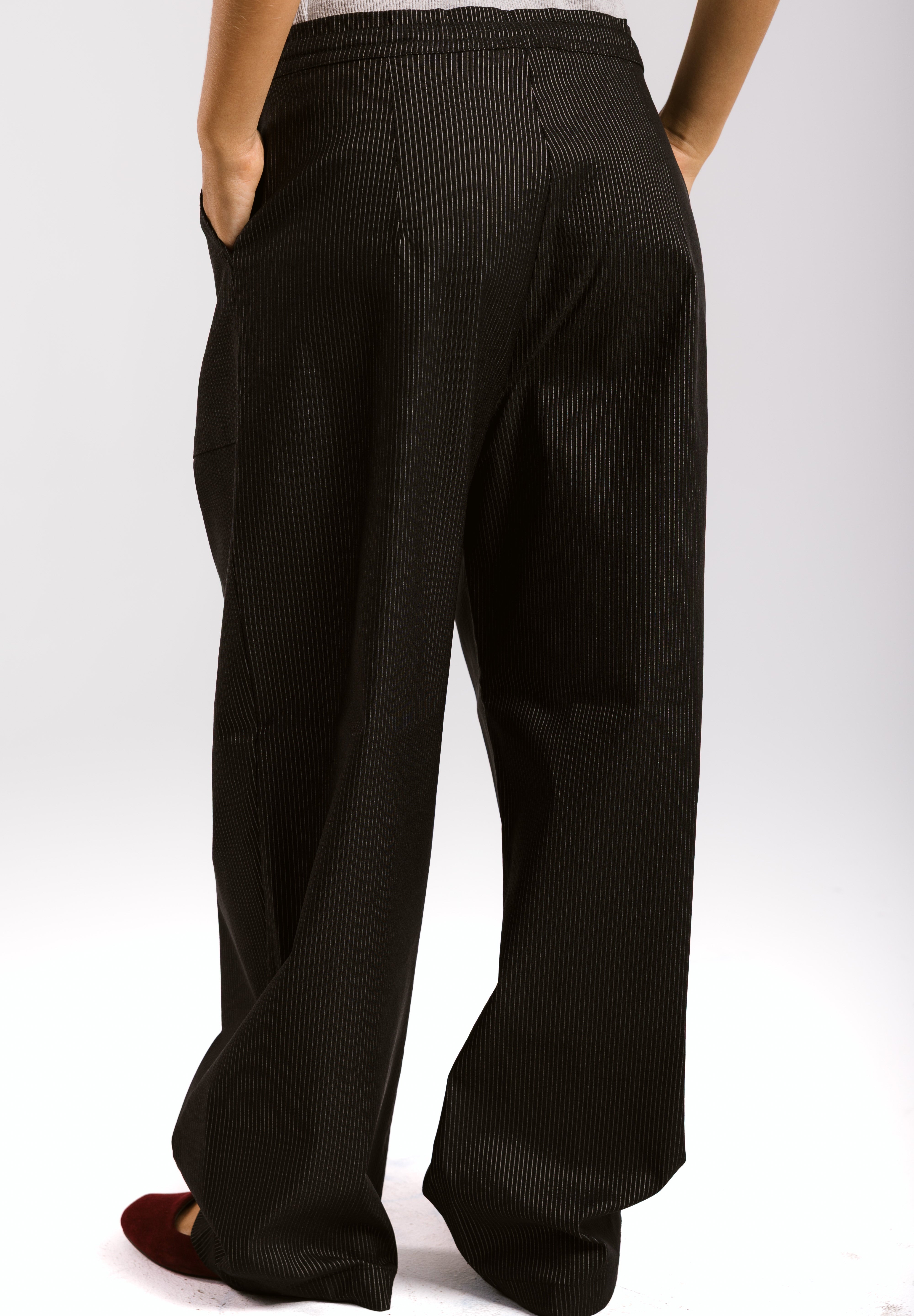 Falling Leaves Set Black - AB ESSENTIALS