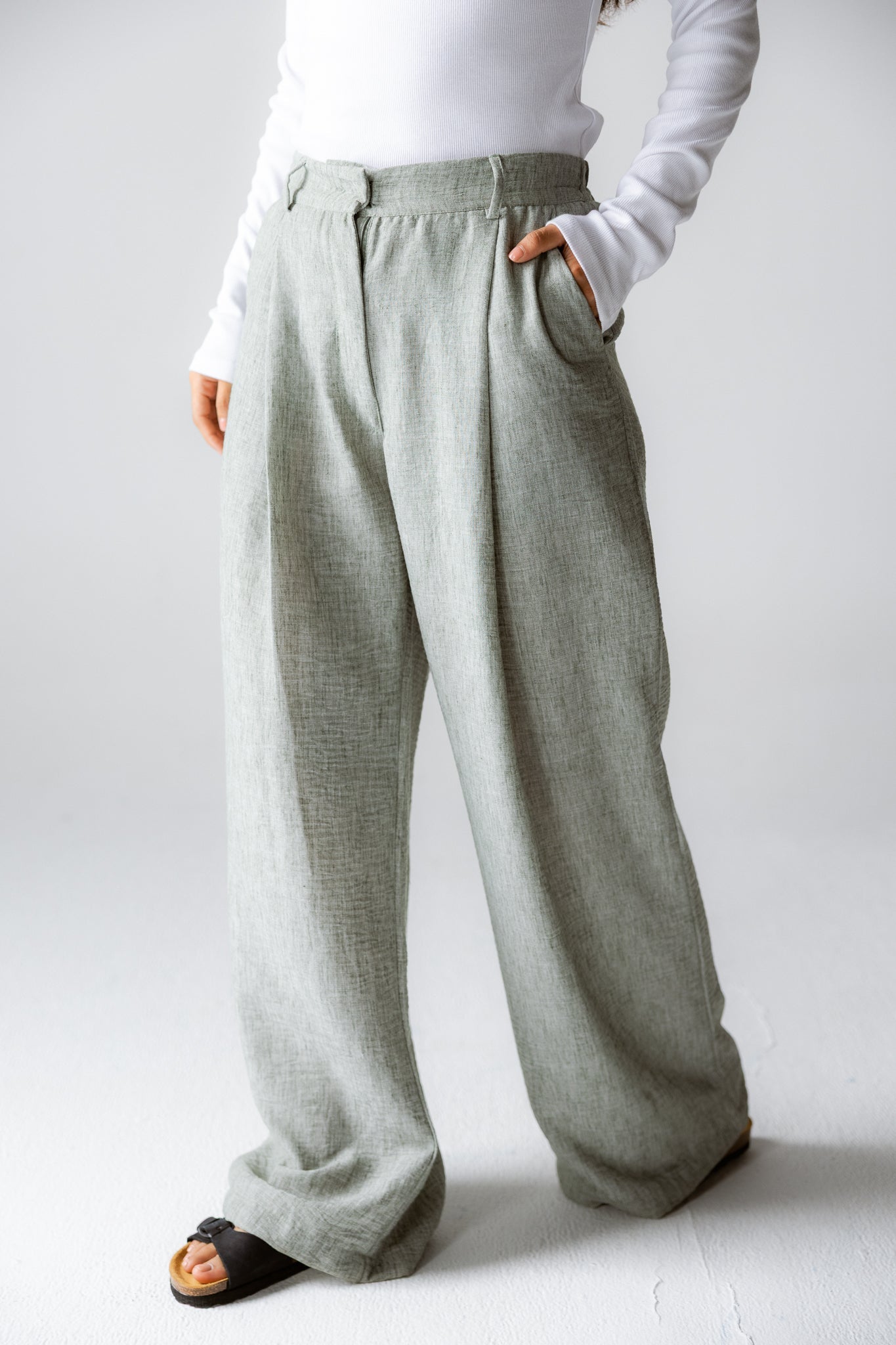 Must Have Linen Pants Olive - AB ESSENTIALS