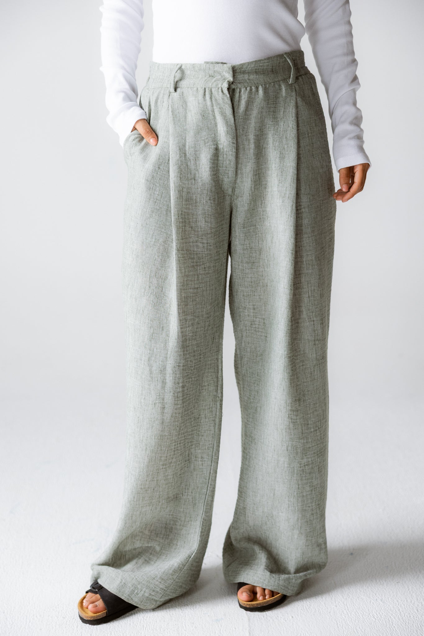 Must Have Linen Pants Olive - AB ESSENTIALS