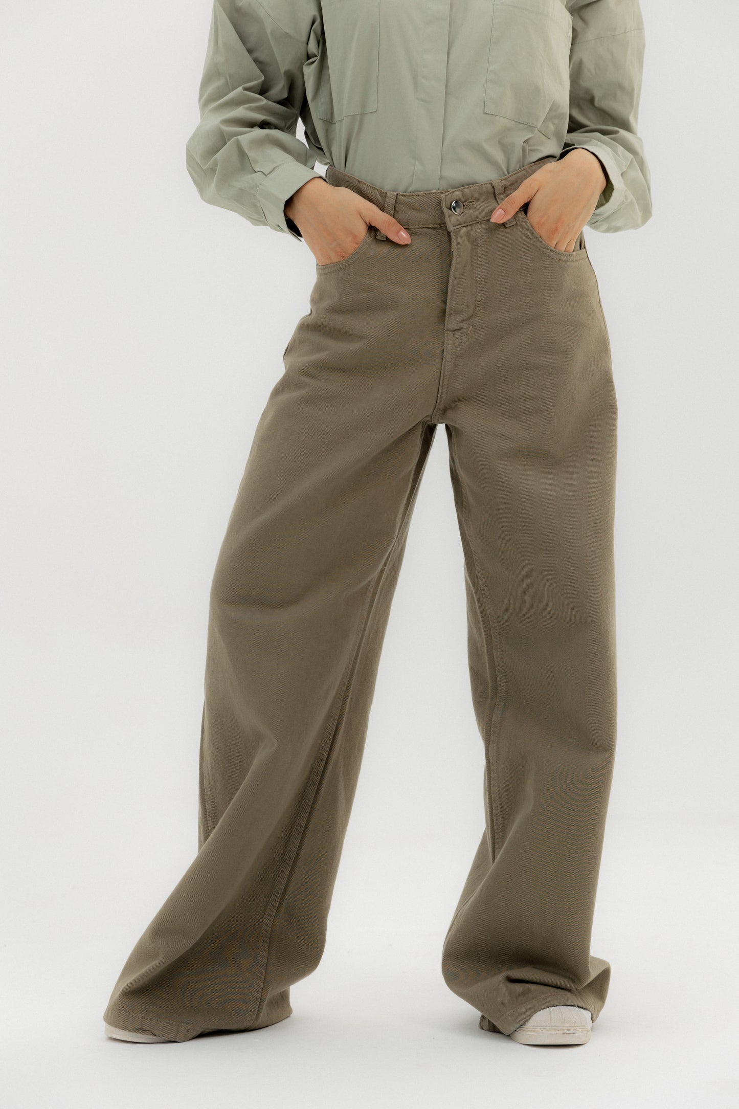 Straight Leg Jeans Olive - AB ESSENTIALS