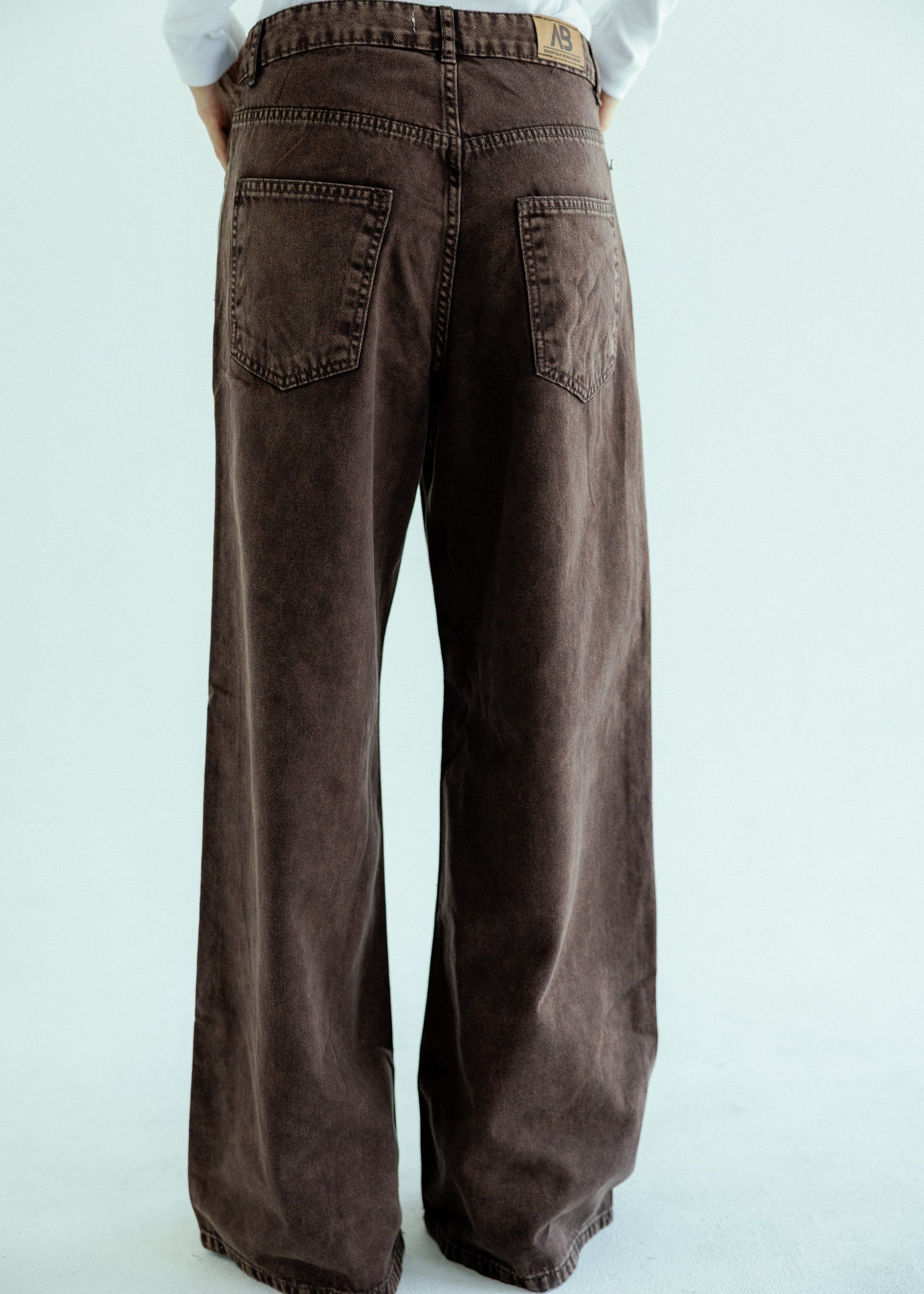 Straight Leg Jeans Washed Brown - AB ESSENTIALS