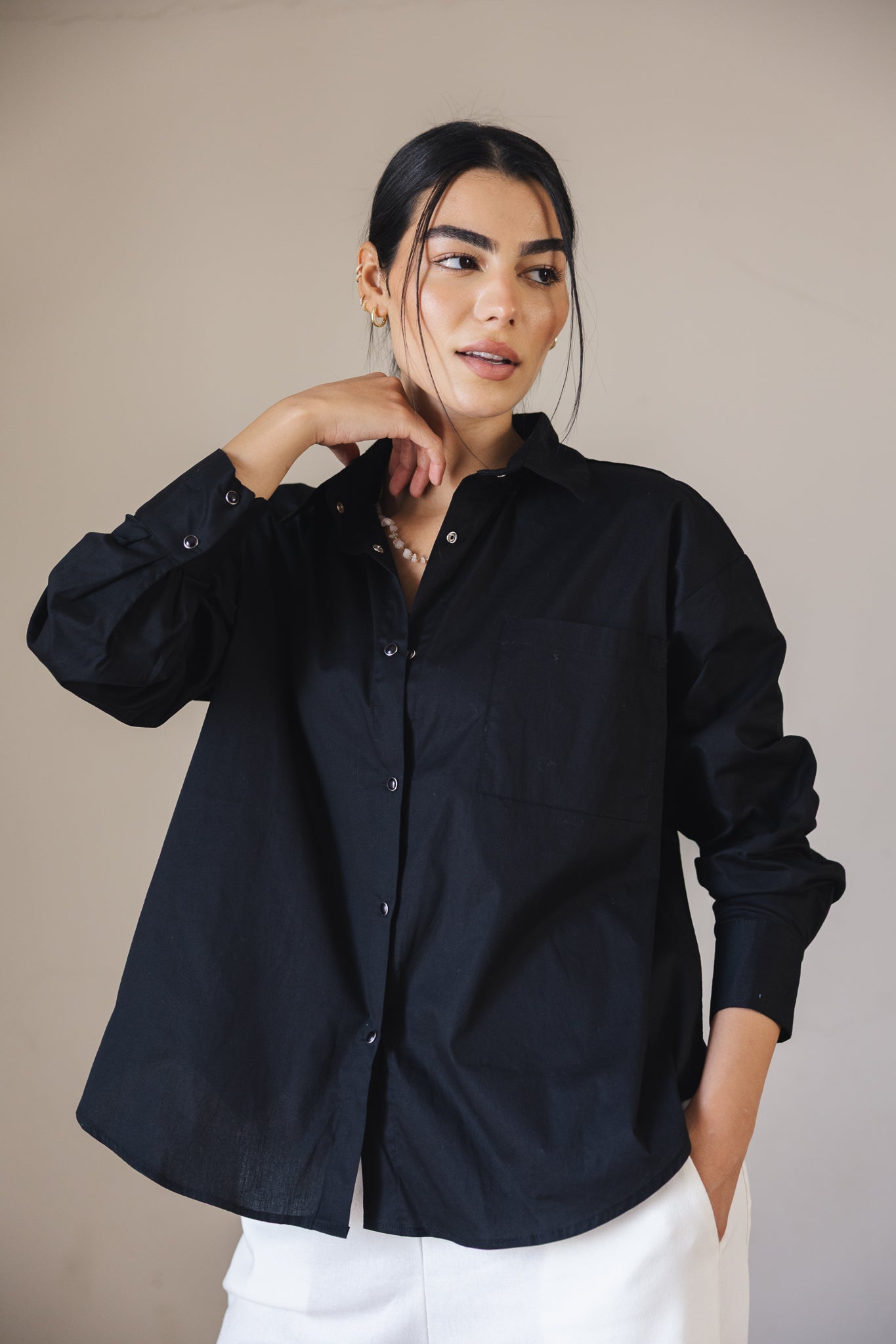 The Perfect Shirt Black - AB ESSENTIALS